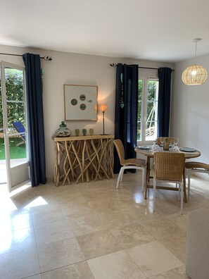 Dining - Appt 57 m2 4/5 pers in peace Garden level Secure swimming pool (La Croix-Valmer)