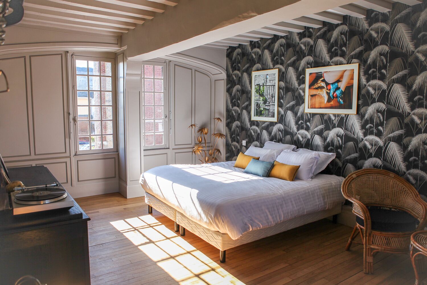 ダブルルーム (June) | 高級寝具、羽毛の掛け布団、客室ごとに異なる装飾、客室ごとに異なるインテリア