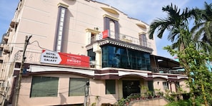 Mặt tiền nơi lưu trú