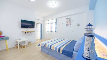 Double Room (A201 A301) | Blackout drapes, bed sheets