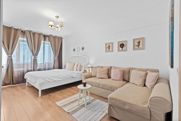 Deluxe Apartment