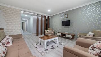 Superior-Apartment, 2 Schlafzimmer | Wohnzimmer | LCD-Fernseher