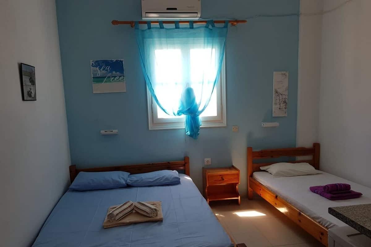 Habitación doble superior | Caja de seguridad en la habitación, wifi gratis y ropa de cama