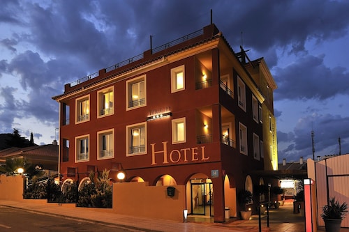 Atrium Hotel