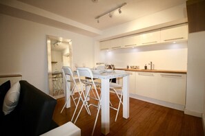 Apartment, 1 Bedroom | Private kitchen - StayHere 1 (Leeds)