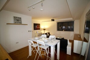 Apartment, 1 Bedroom | In-room dining - StayHere 1 (Leeds)