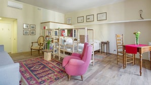Studio | Interior - Portico d'Ottavia by the River (Rome)