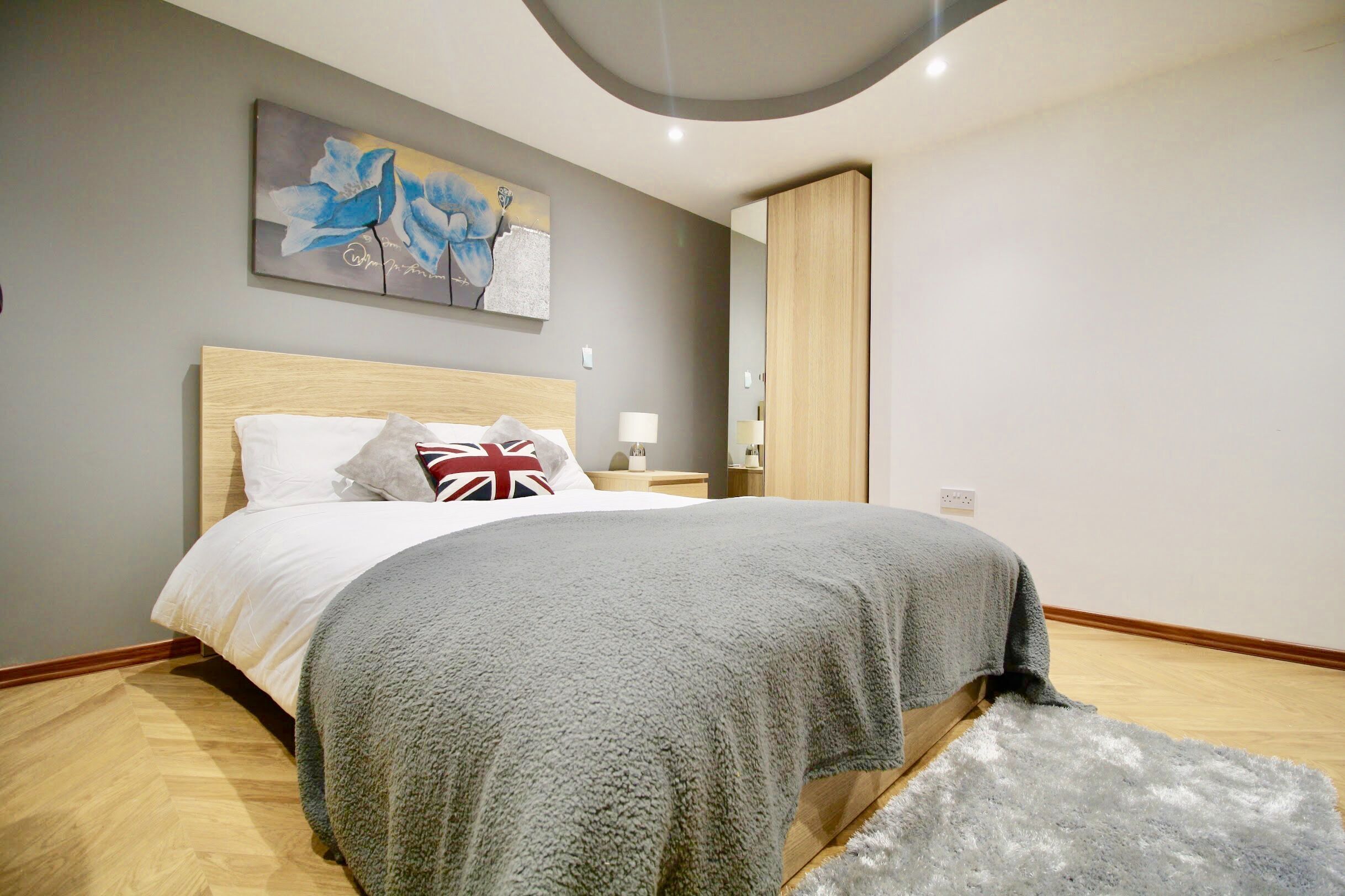 Apartment, 1 Bedroom | 1 bedroom, laptop workspace, iron/ironing board, free WiFi