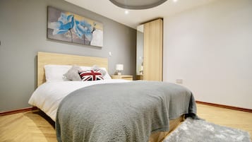 Apartment, 1 Bedroom | 1 bedroom, laptop workspace, iron/ironing board, free WiFi