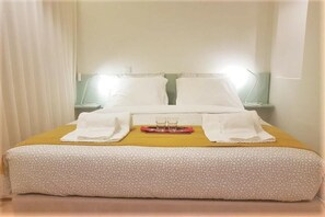 1 bedroom, iron/ironing board, WiFi, bed sheets - 3rd D. Sweet Apartment Downtown (Vila Nova de Famalicão)