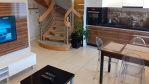Duplex | 1 bedroom, soundproofing, iron/ironing board, free WiFi - Apartamenty Platinum przy Focusie (Zielona Gora)