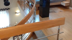 Duplex | 1 bedroom, soundproofing, iron/ironing board, free WiFi - Apartamenty Platinum przy Focusie (Zielona Gora)