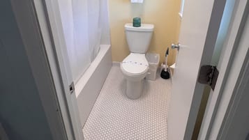 Hårtork och handdukar