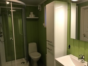 Hytte – classic | Bad | Dusj og håndklær