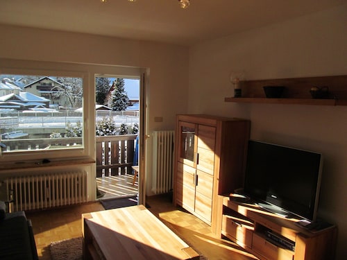 New furnished apartment with stunning mountain views