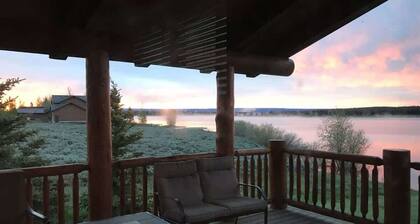 Waters Edge* 7Br, 5.5Ba, Boat Dock, Wifi, Sat Tv