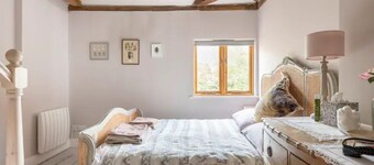 Luksus loftleilighet i karakteristiske maltings låve fra det attende århundre.