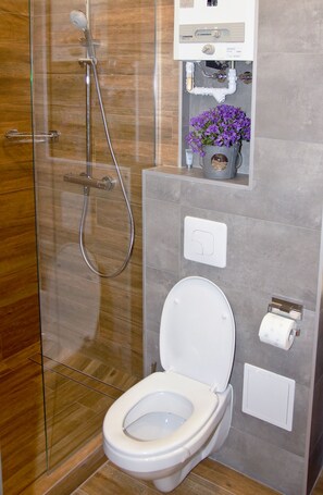 Bathroom - Kredytowa Warsaw Apartment (Warsaw)