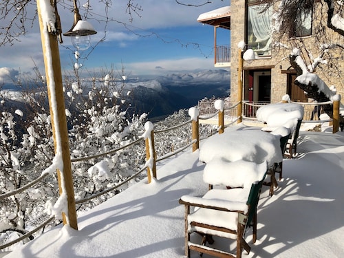 Almond House Suites Arachova - Adults Only