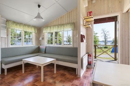 Cabin (Norastuga Extra) | Living area. First Camp Nora-Bergslagen