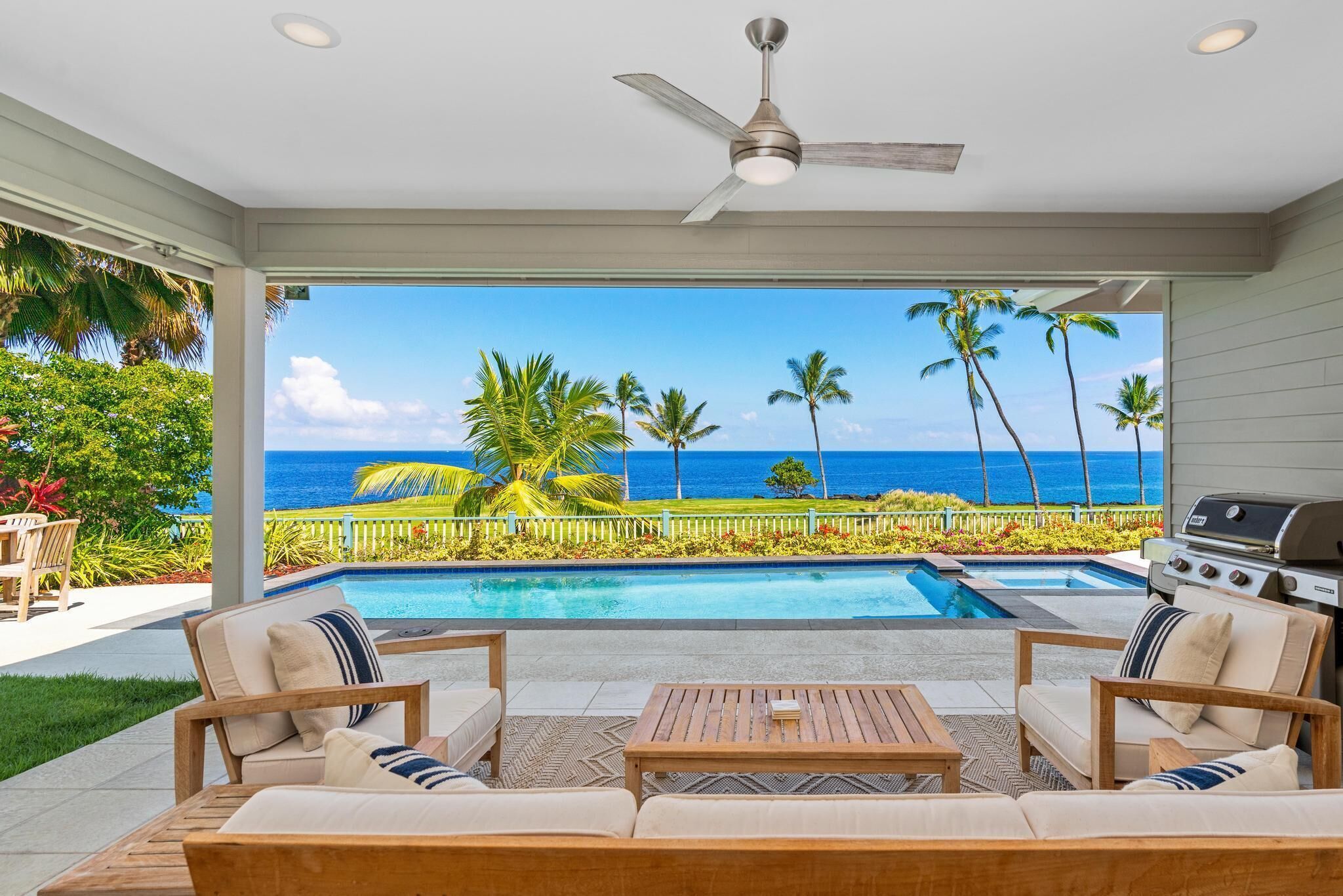 Luxury Home with Private Pool and Panoramic Ocean Views!