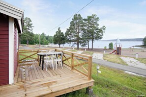 Cabin (Badhytt - Shared Shower) | Terrace/patio - First Camp Sundsvall – Fläsian (Sundsvall)