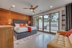 3 bedrooms, iron/ironing board, travel cot, free WiFi