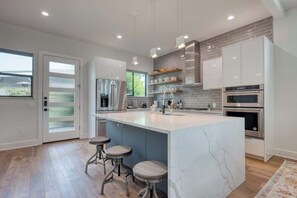 Imagen sin descripción, 4 de 49, botón