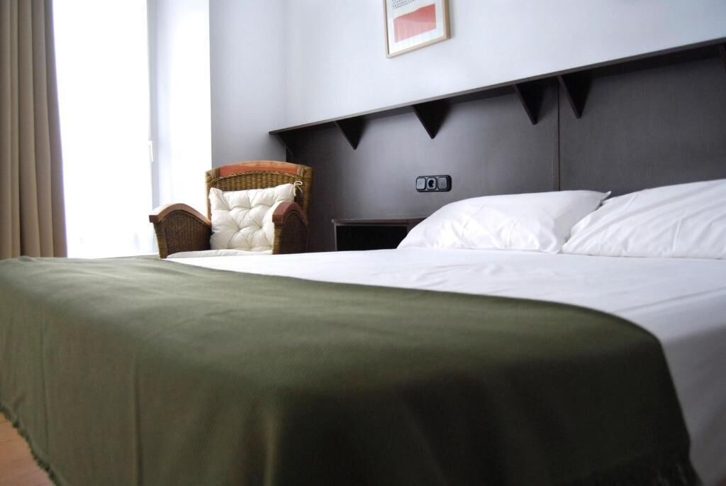 Daunenbettdecken, Minibar, Schreibtisch, kostenlose Babybetten