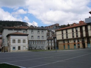 View from room - Hotel Arrasate (Mondragon)