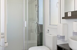 Cabin (Blinkarpstuga) | Bathroom
