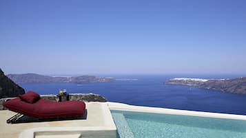 Cavalieros Honeymoon Villa with private heated pool and caldera view | Terrasse/patio