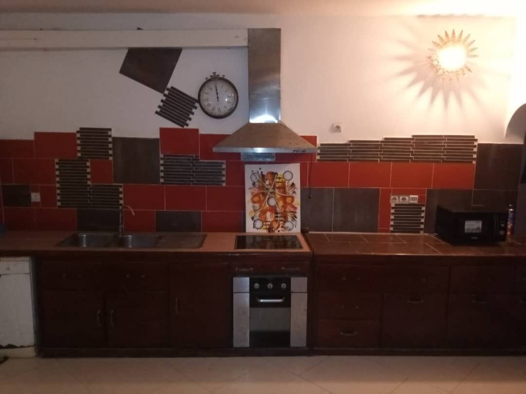 Stovetop, cookware/dishes/utensils