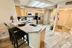 Fridge, microwave, oven