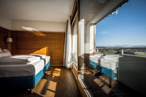 Comfort Double Room, Balcony | Desk, free WiFi