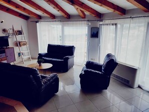 تلفزيون، كُتُب