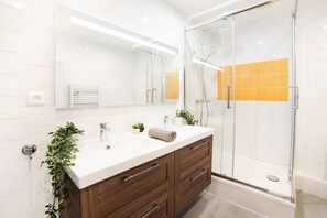 Hair dryer, towels, toilet paper