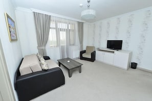 Living area - Qafqaz Yeddi Gozel Resort (Gabala)