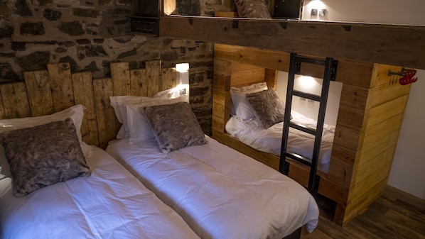 Premium bedding, down duvets, minibar, individually decorated