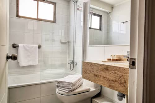 Apartment, 1 Bedroom | Bathroom | Shower, rainfall showerhead, free toiletries, hair dryer