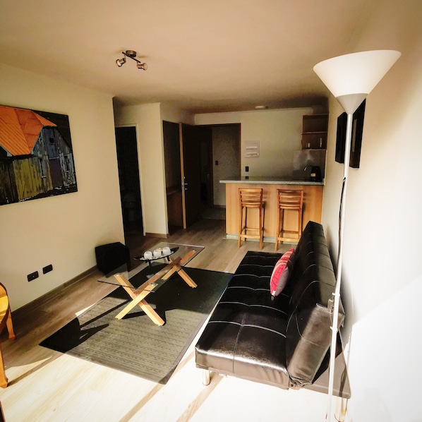 Apartment (2H Matrimonial + Twin)