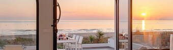 Denia Beach Lodge - Holiday House on the beach