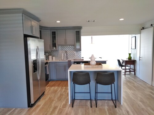 Modern Coastal Center Jensen Beach Home