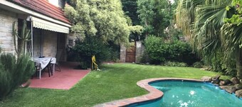 Deaf Twins Bed and Breakfast