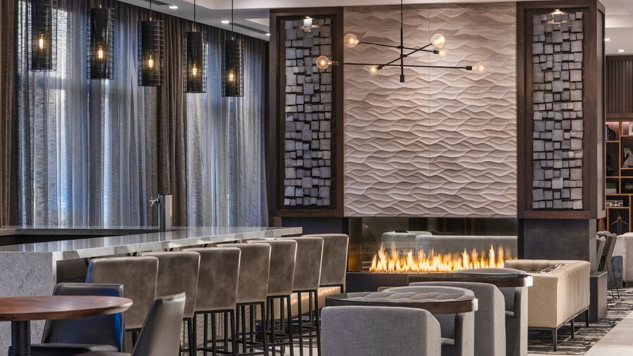 Holiday Inn Express Boston Logan Airport - Revere by IHG