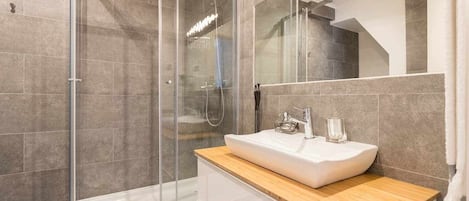 Hair dryer, towels, toilet paper