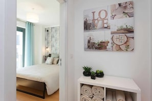 2 chambres, fer et planche à repasser, Wi-Fi, literie fournie