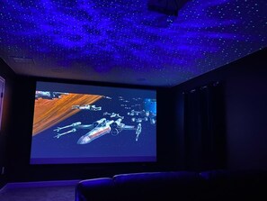 Interior - Champion Luxury Villa in Orlando/Home Theater /near Disney (Four Corners)