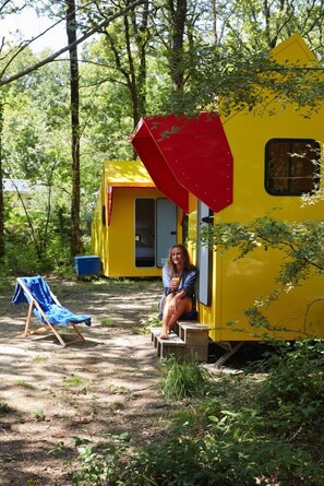 Tradisjonell hytte | Individuelt dekorert, individuelt innredet og wi-fi (inkludert)