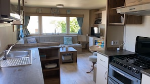 Fridge, microwave, oven, coffee/tea maker - RBR 1021 - Beach Resort Kamperland (Kamperland)